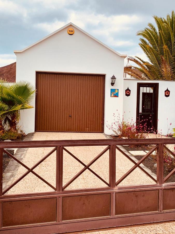 Lovely Villa Nico Playa Blanca, Hot Tub, Communal Pool Екстериор снимка